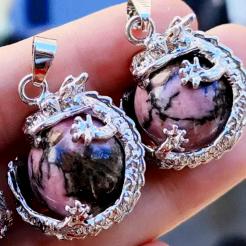 Round Pendant